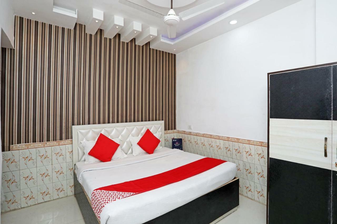 Oyo 29294 Tripathi Guest House Kanpur Exterior photo